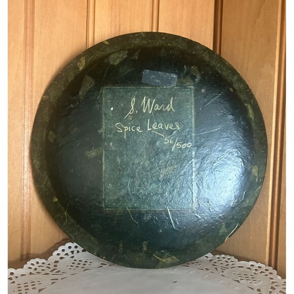 Limited Edition Susan Ward Round Plate Floral Botanical Design Gold Rim - Picture 3 of 4